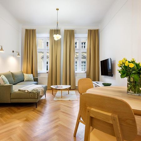 Tyzenhauz Suites Topolowa クラクフ エクステリア 写真